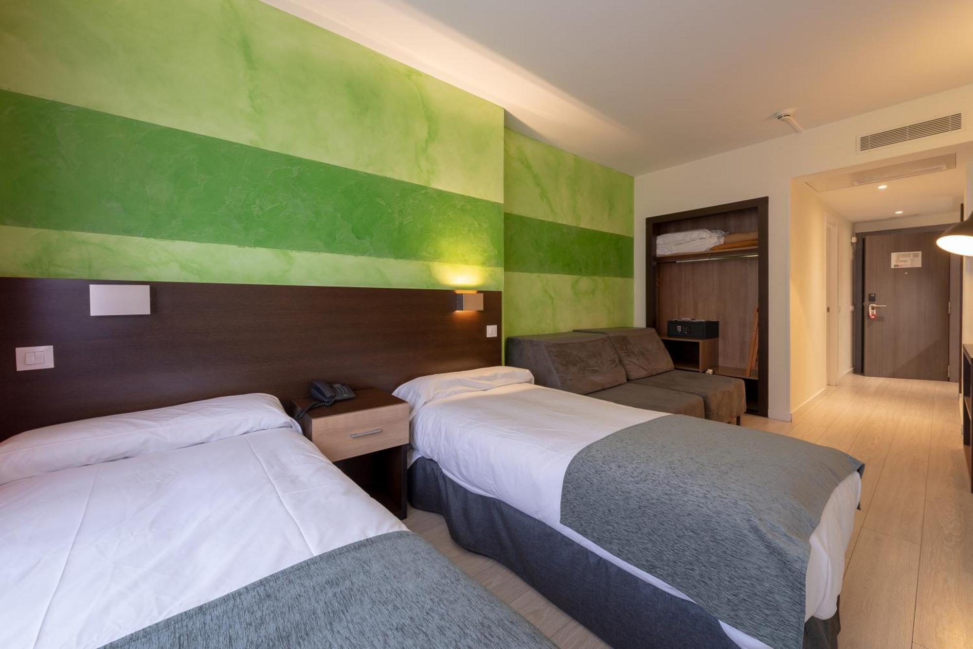 Apartamentos Recoletos Madrid Pokoj fotografie